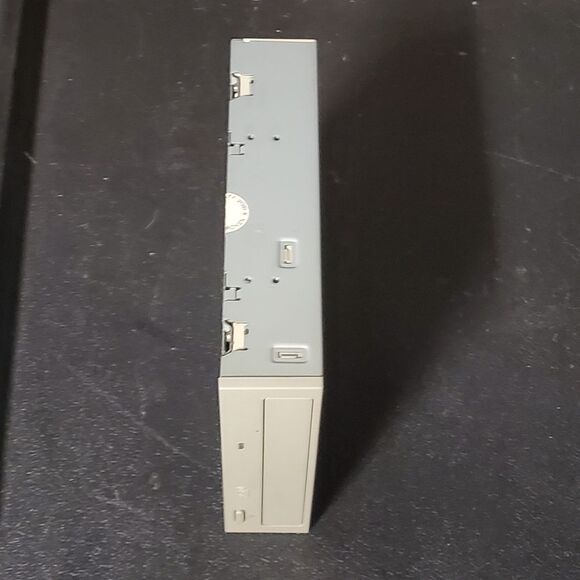 Lite-On CD-Rom Drive Model LTN-323-ST2 Class 1 Laser Compaq Presario - Picture 5 of 8